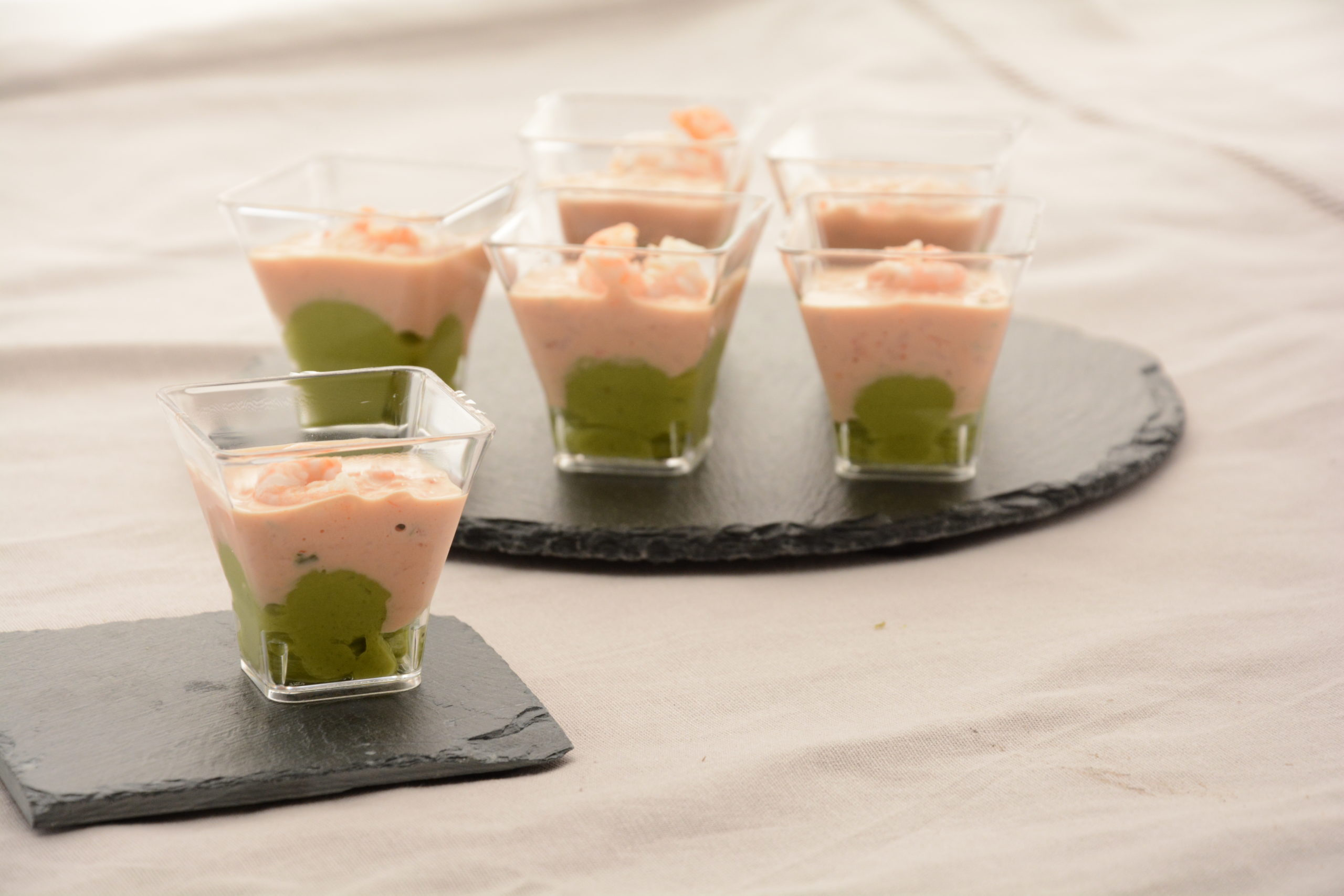 Verrine Avocat & Cocktail de crevette 12 pièces