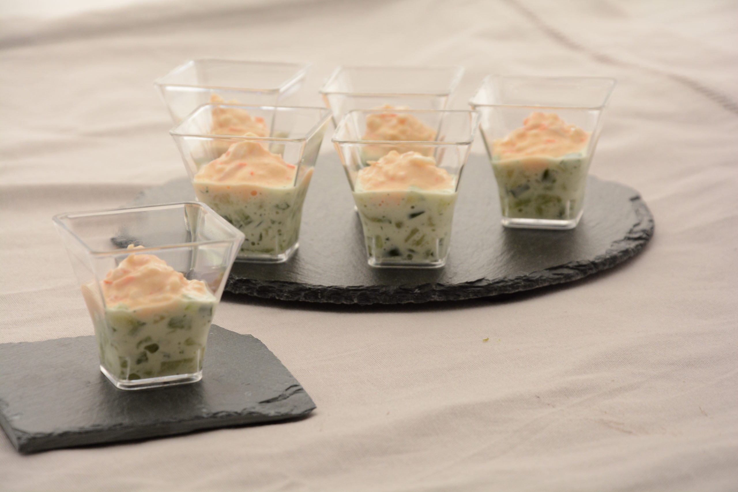 Verrine Tartare de Concombre et Surimi 12 pièces